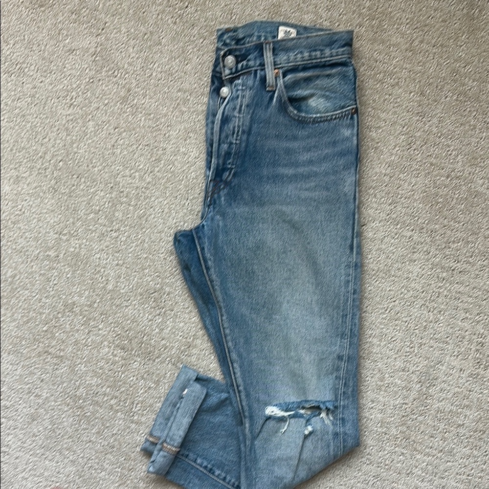 100% Cotton Levi’s